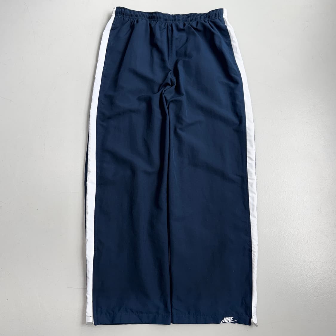 나이키 00s 올드스쿨 와이드 바람막이 트랙팬츠 상품이미지2