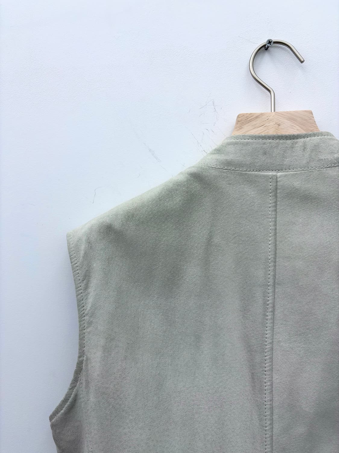 5 ZIP LEATHER VEST 상품이미지8