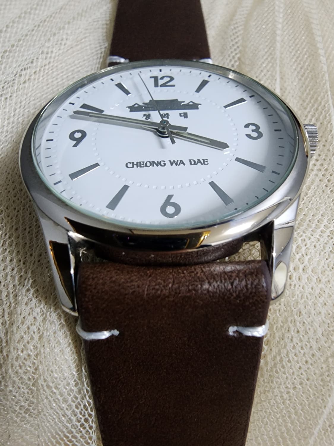 청와대 기념 시계 브라운 가죽 시계 상품이미지7
