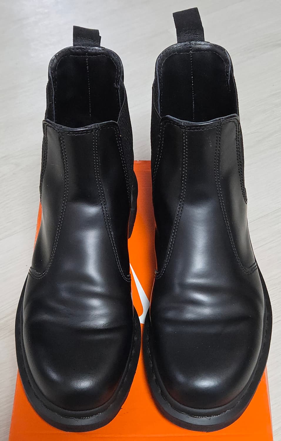 닥터마틴 2976 첼시 부츠 모노 상품이미지3