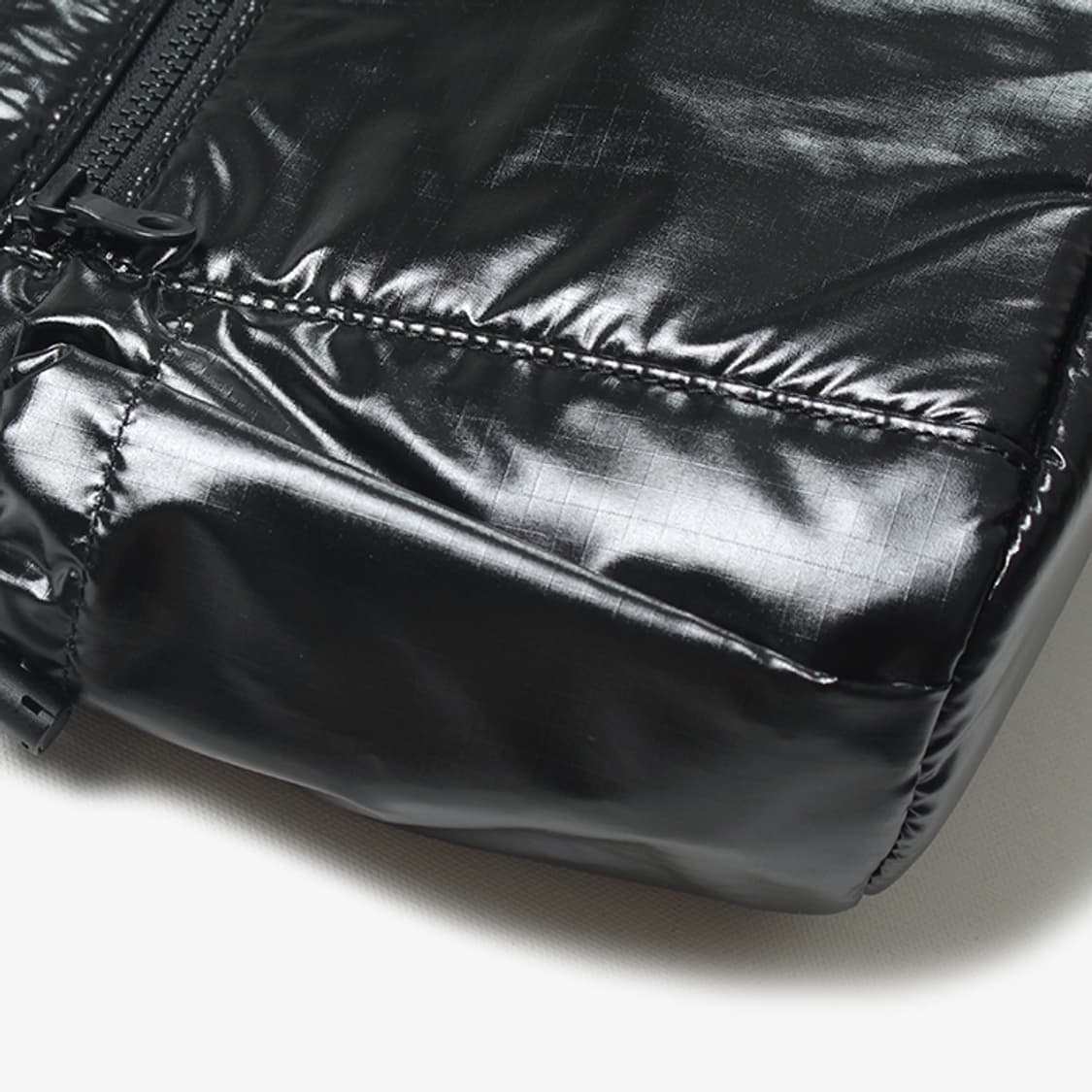  PORTER "Black Coating Shoulder Bag" 상품이미지5
