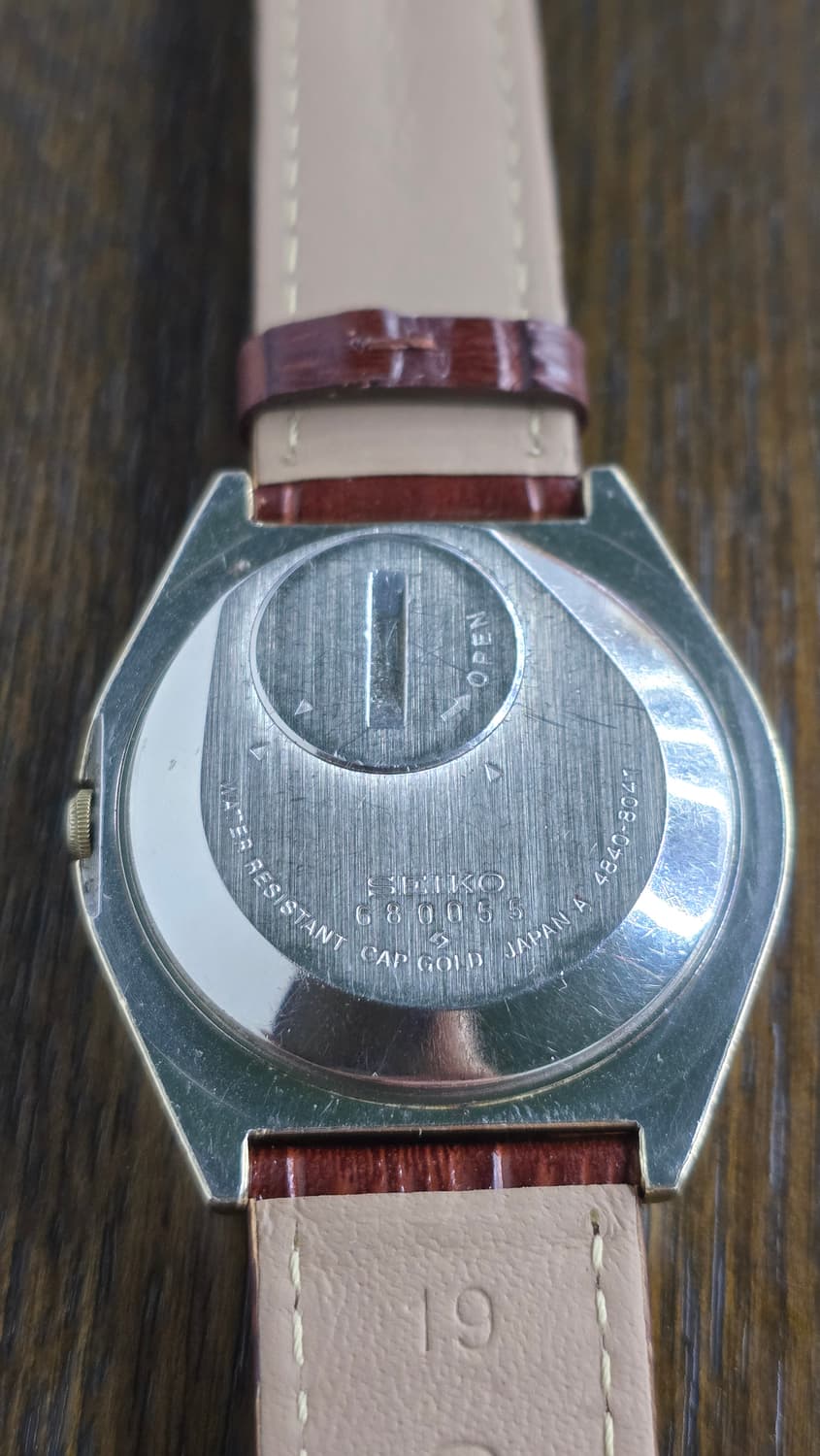 세이코 그랜드쿼츠 캡골드 4840-8041 상품이미지4