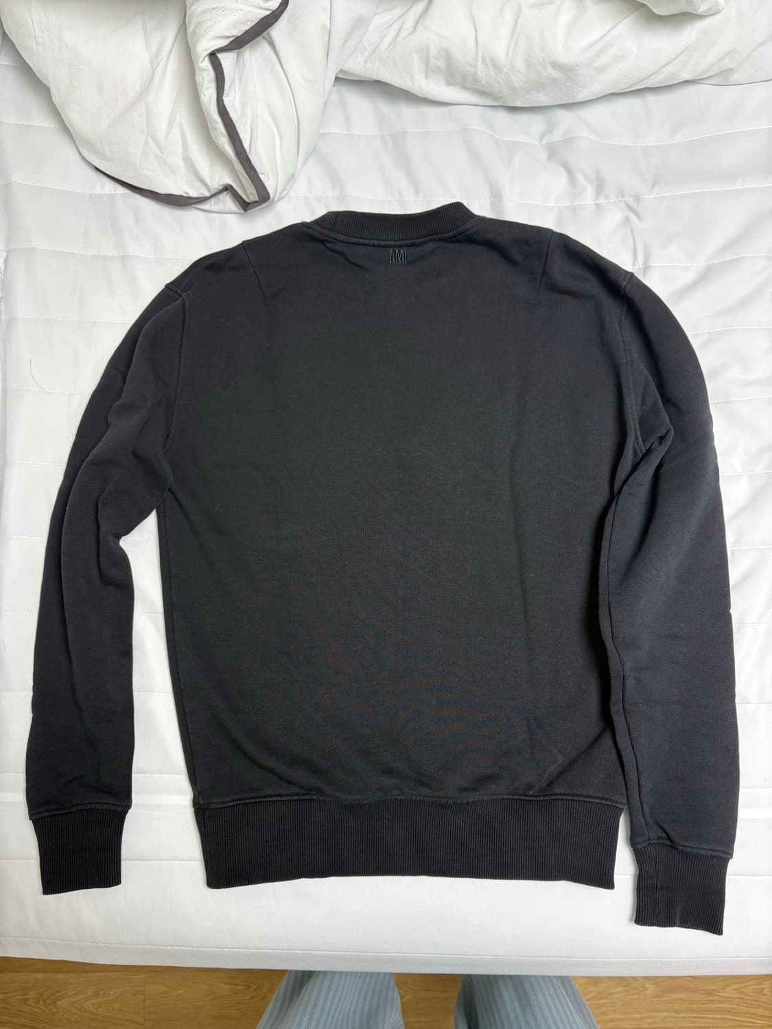 아미 맨투맨 s팝니다 상품이미지2