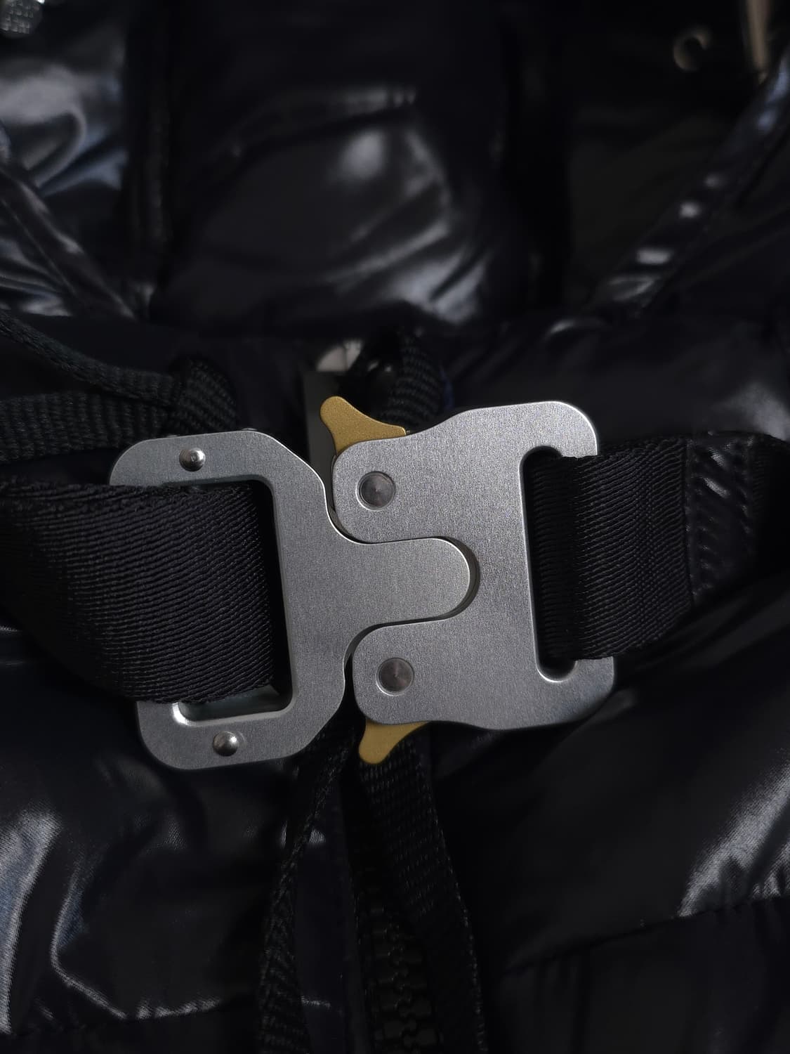 [2] 몽클레어 알릭스 22FW 알몬드 패딩 블랙 상품이미지6