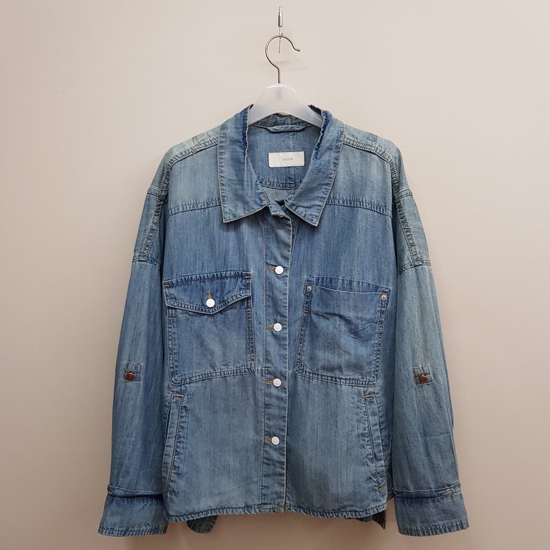 한섬 시스템 2021 오버핏 워시드 데님 셔츠 자켓 82-94-160 상품이미지3