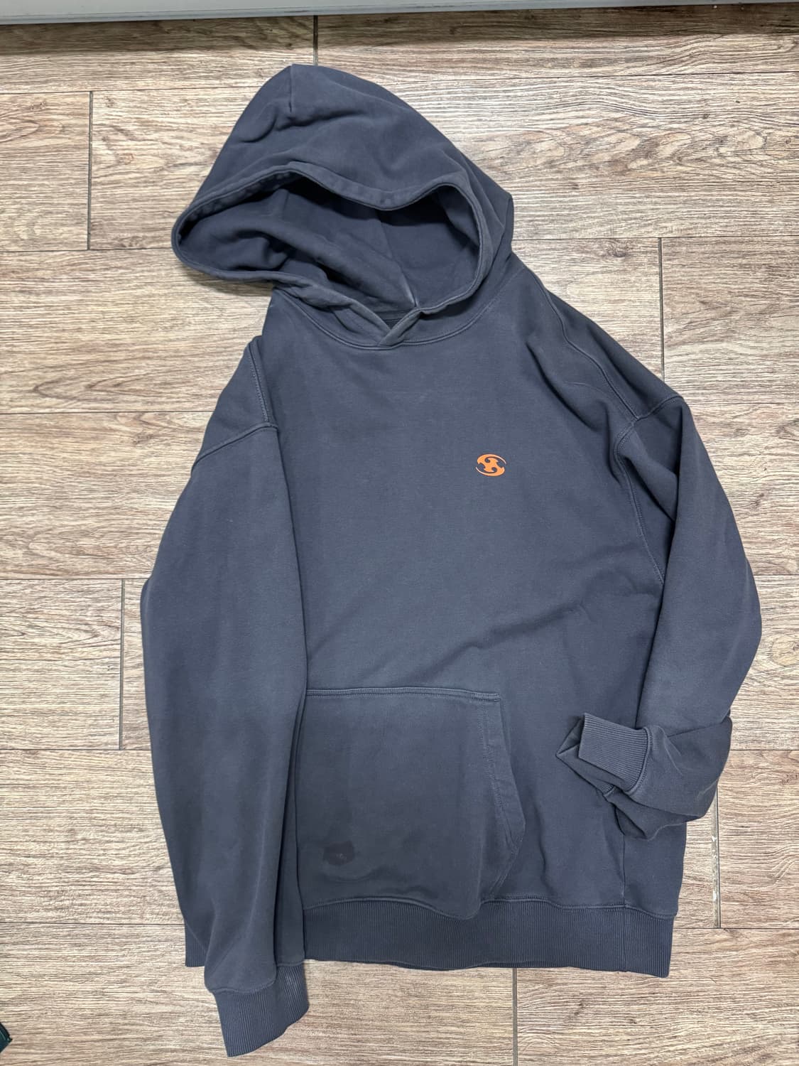 산산기어 로고 후디 차쿌 24ss (4) 상품이미지2