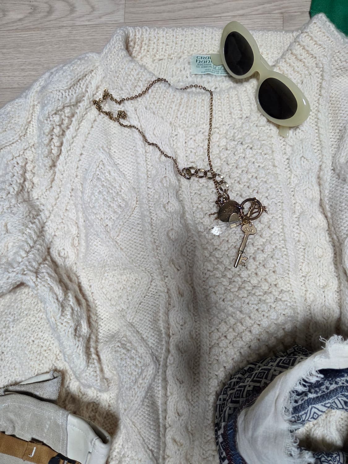 도네갈 아일랜드 크라나 핸드니트 크림 화이트 케이블 니트 스웨터  상품이미지4