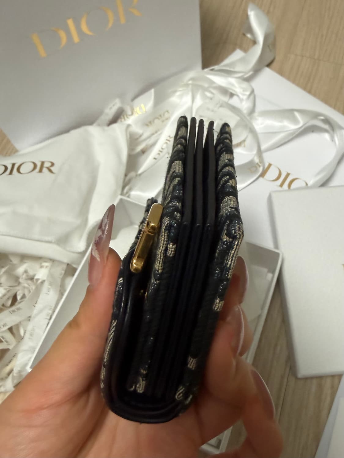 풀구성) 디올 오블리크 새들 아코디언 카드지갑 상품이미지4