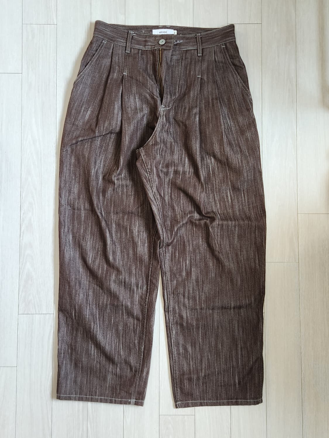 제로 데님 투턱 버티컬 팬츠 브라운 상품이미지3