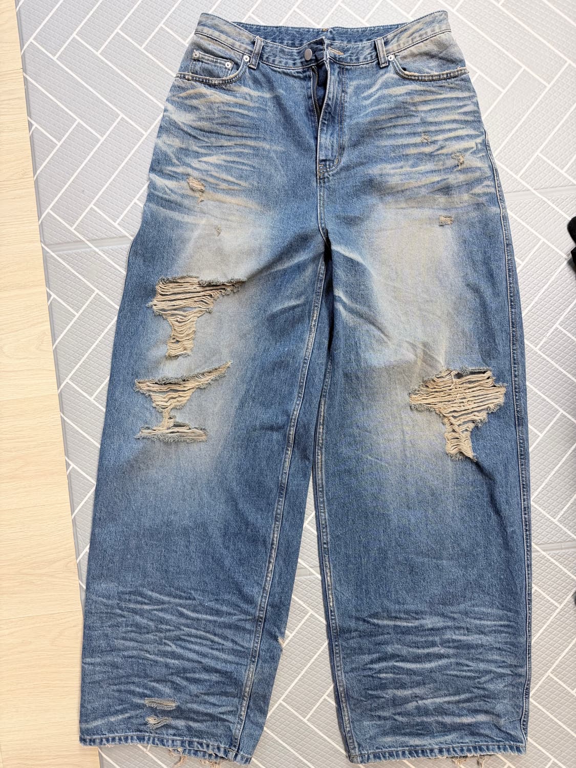 에모스탠스 클럽 배기진 2사이즈 상품이미지1