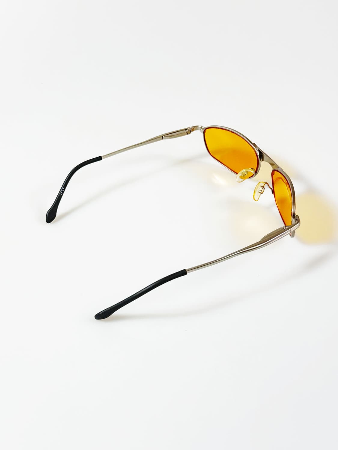 실버 슬림 스퀘어 메탈 프레임 빈티지 틴트 선글라스 상품이미지4