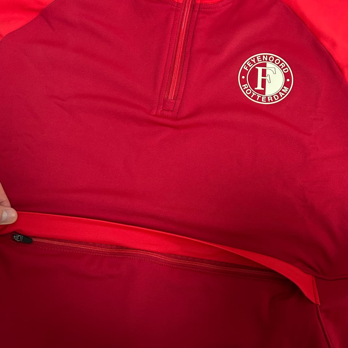 (새상품) 페예노르트 1/4 집업탑 US L사이즈 상품이미지3