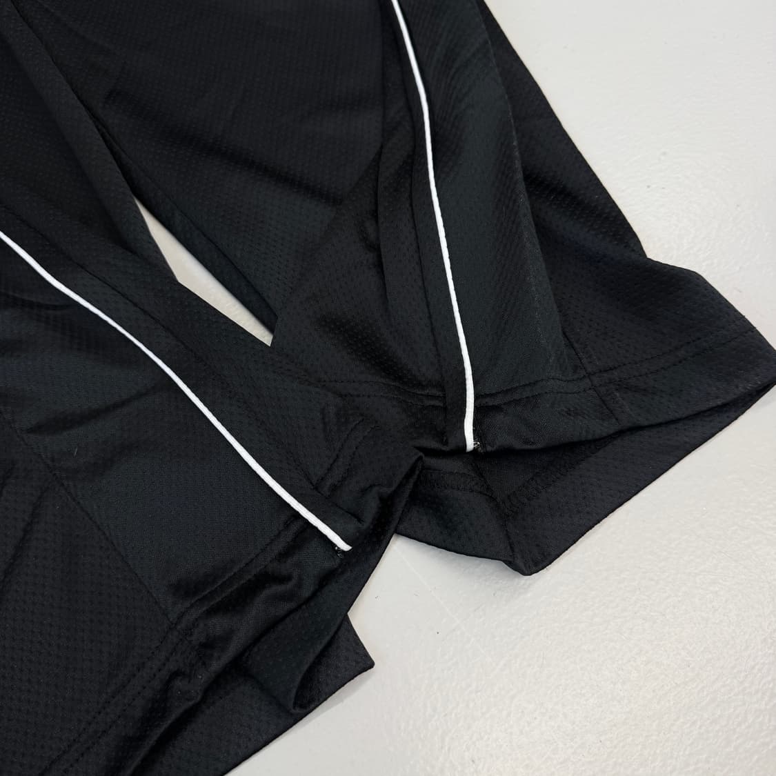 나이키 00s 스우시 올드스쿨 와이드 바람막이 트랙팬츠 상품이미지4