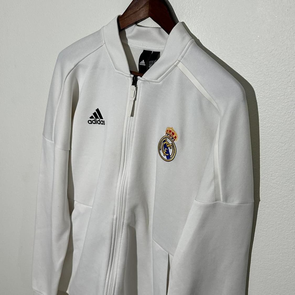 대장급 아디다스 레알 마드리드 Z.N.E. 앤섬 트랙탑 져지  상품이미지3