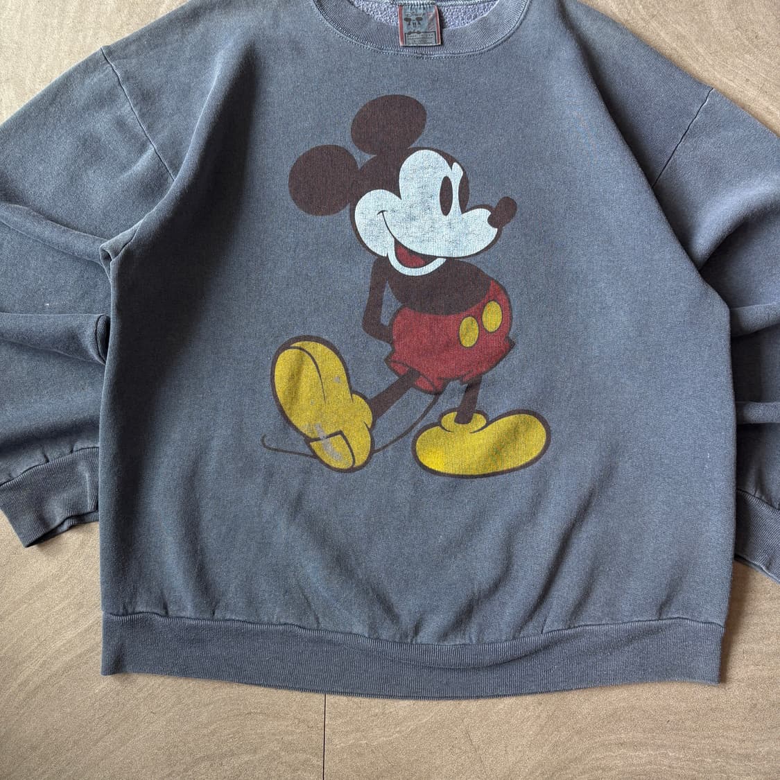 92년 미국 생산 디즈니 미키마우스 스웻셔츠 상품이미지4