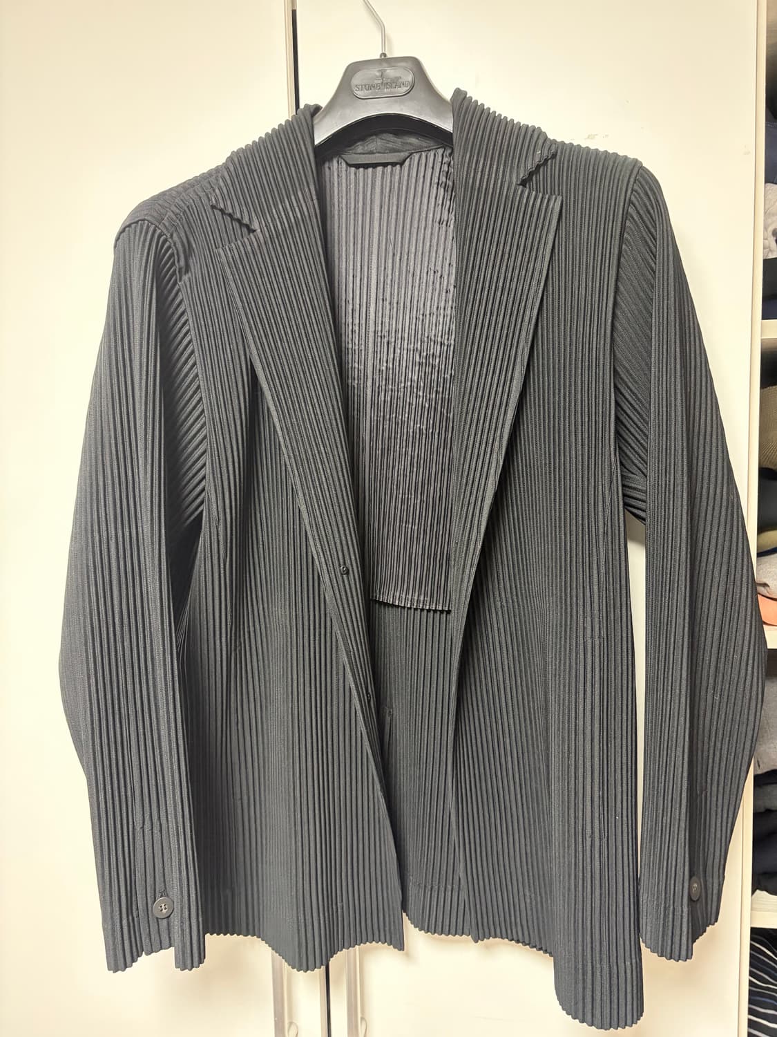 옴므플리세 플리츠 자켓 블랙3 상품이미지1