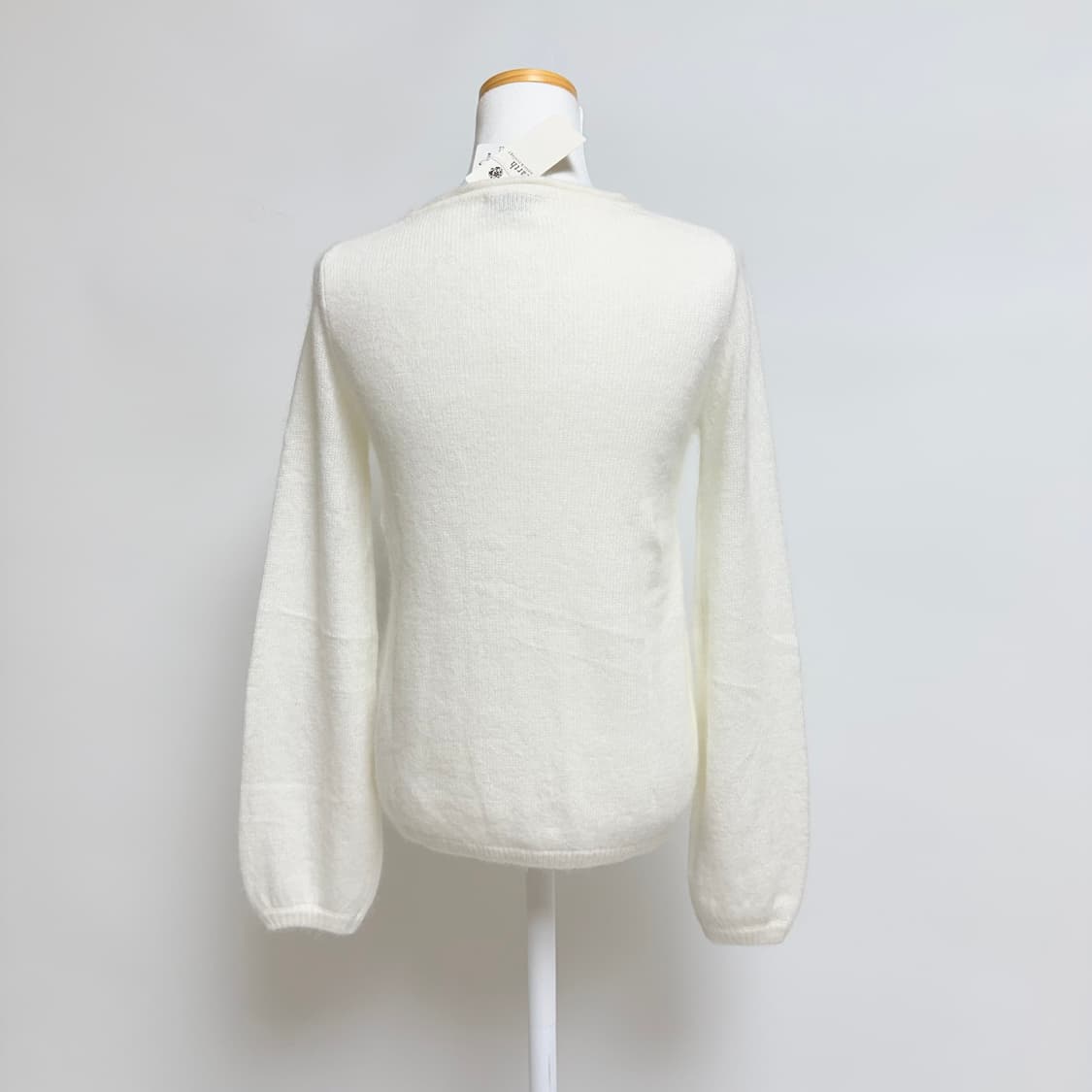 [새상품] 어스뮤직 앙고라 니트 S 상품이미지3