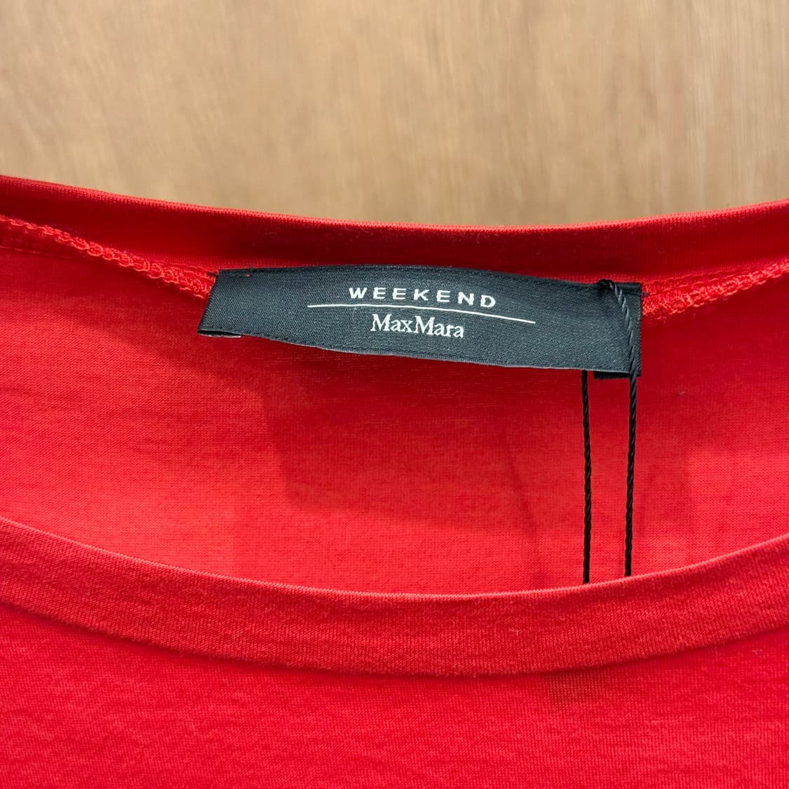 워크엔드 막스마라 슬리브 라운드넥 블라우스 프릴 디테일 레드 상품이미지7