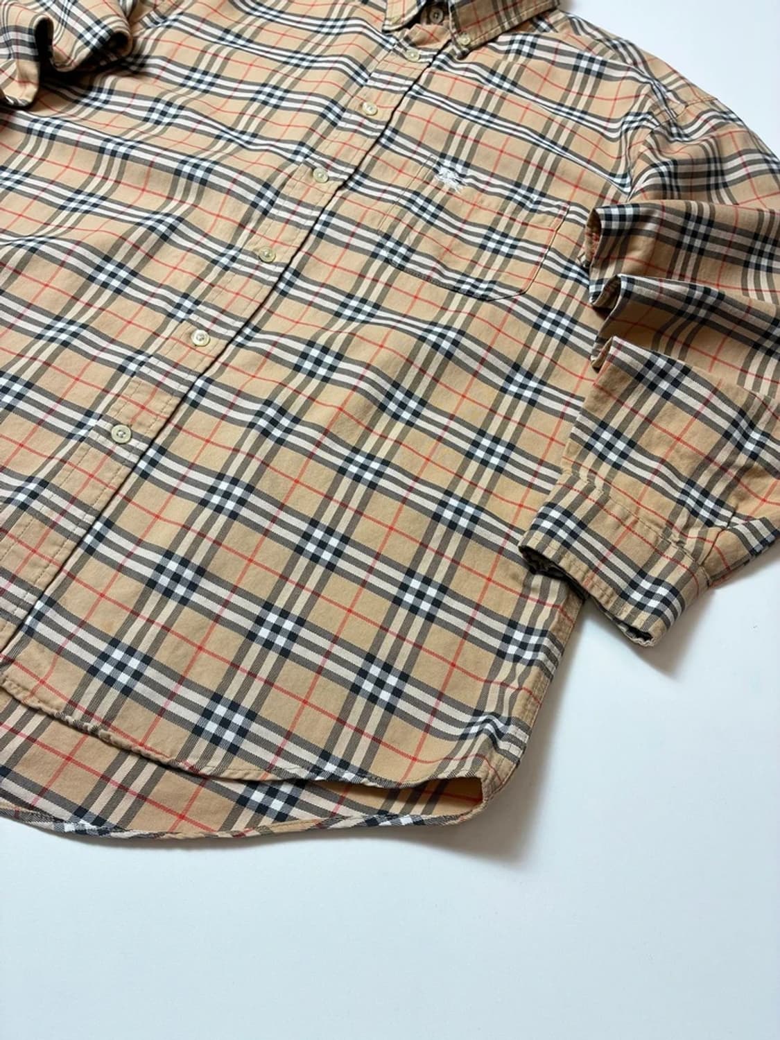 버버리 90's 노바체크 시그니처 셔츠 PN8792 상품이미지4