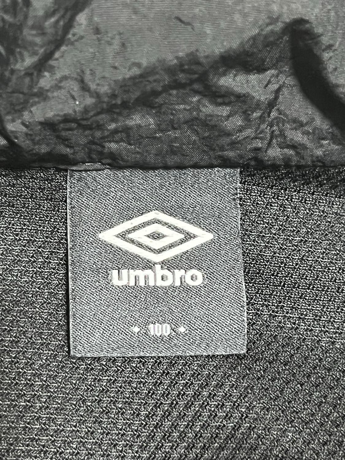 엄브로 바람막이 상품이미지3