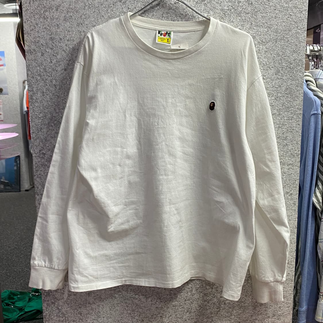 베이프 패치로고 화이트 롱슬리브 B4313 상품이미지2