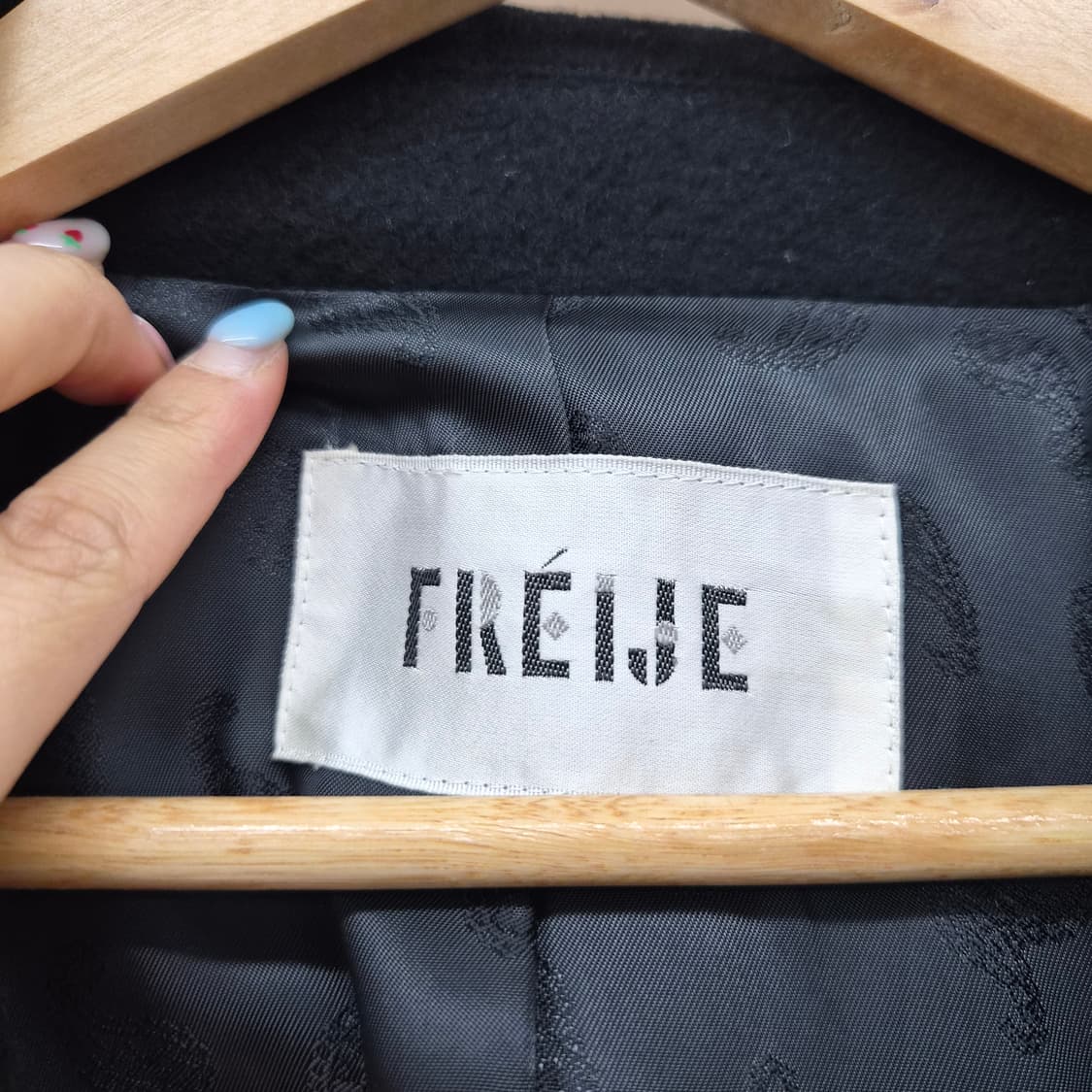 캐시미어 100%  블랙 더블 버튼 코트 남녀공용 M 상품이미지4