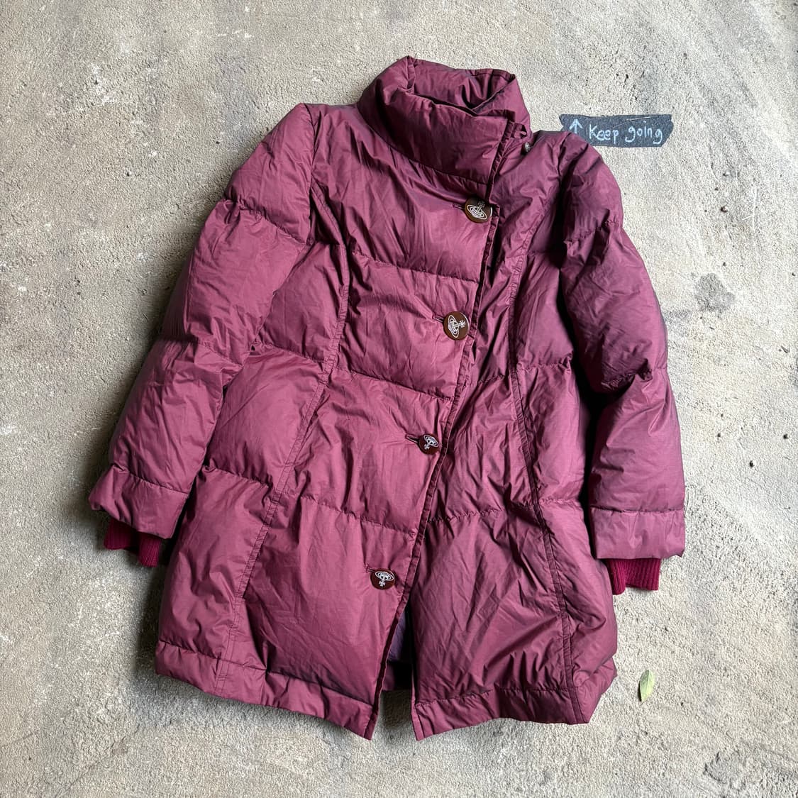 비비안 웨스트우드 레드라벨 버건디 비대칭 푸퍼 다운 코트 상품이미지1