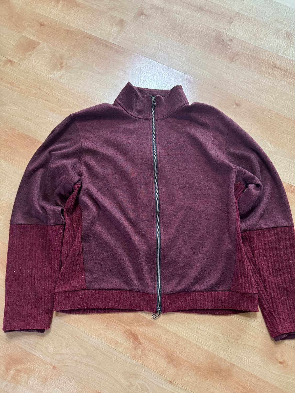 해칭룸 더블 슬리브 트랙 가디건 상품이미지2