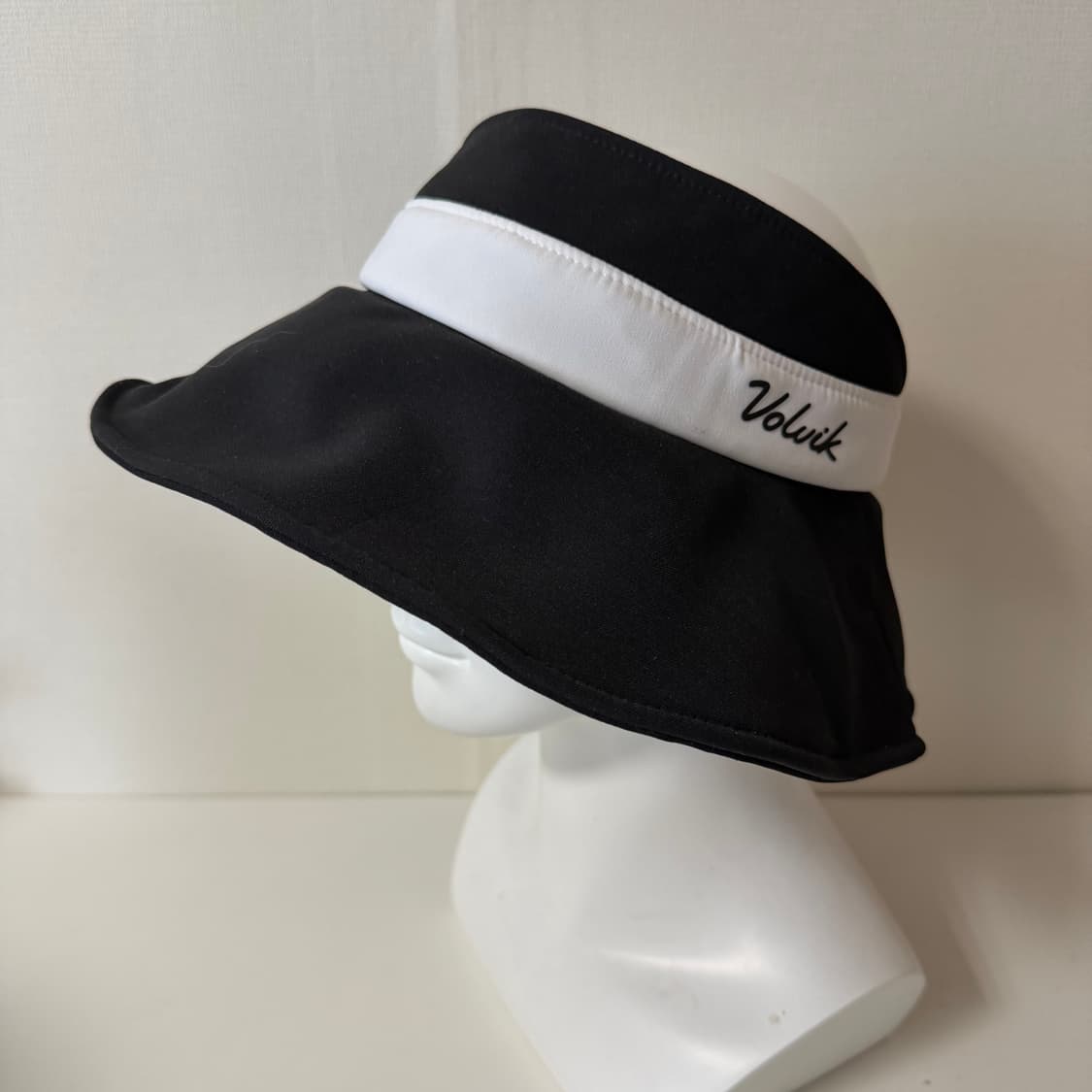 볼빅 썬캡 블랙 화이트 배색 상품이미지1