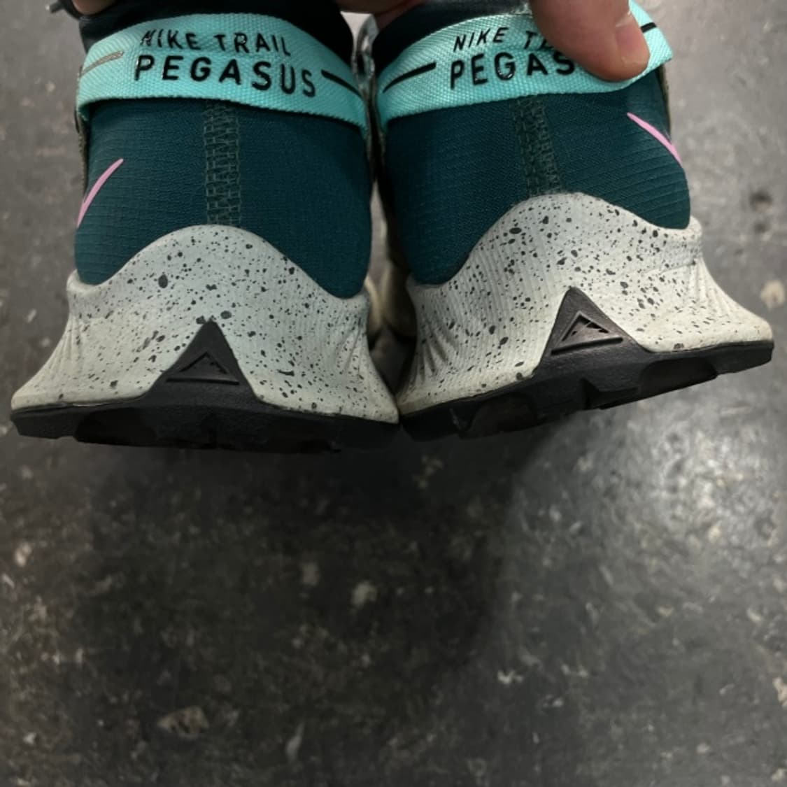 245 나이키 페가수스 트레일 2  상품이미지4