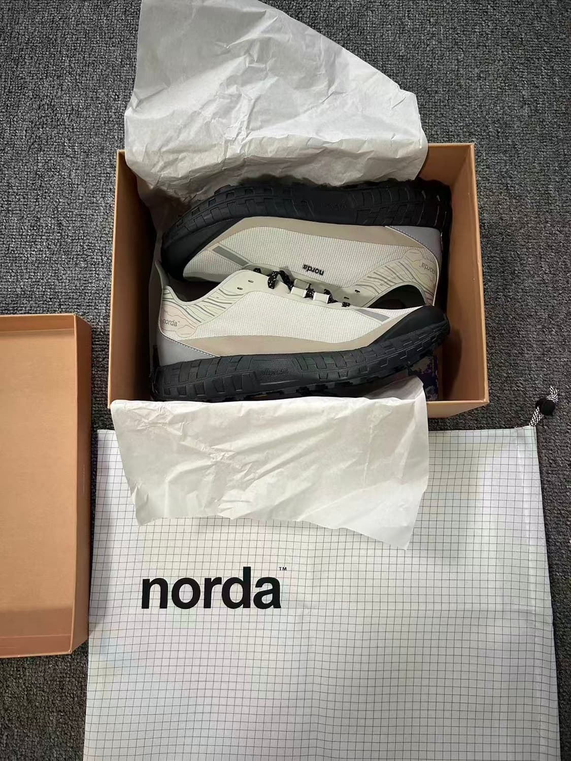 노다 001/A 신더

280mm 상품이미지2