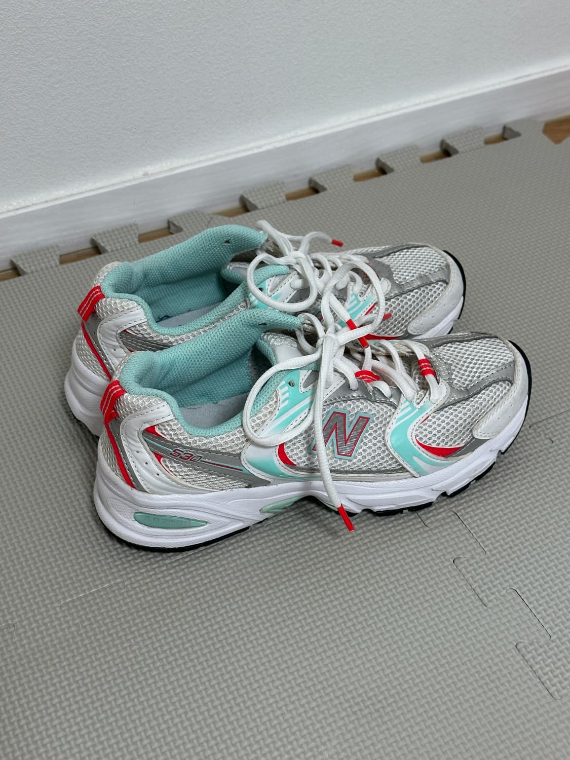 (230mm) 뉴발란스 530 화이트 더콰이즈 turquoise 상품이미지6