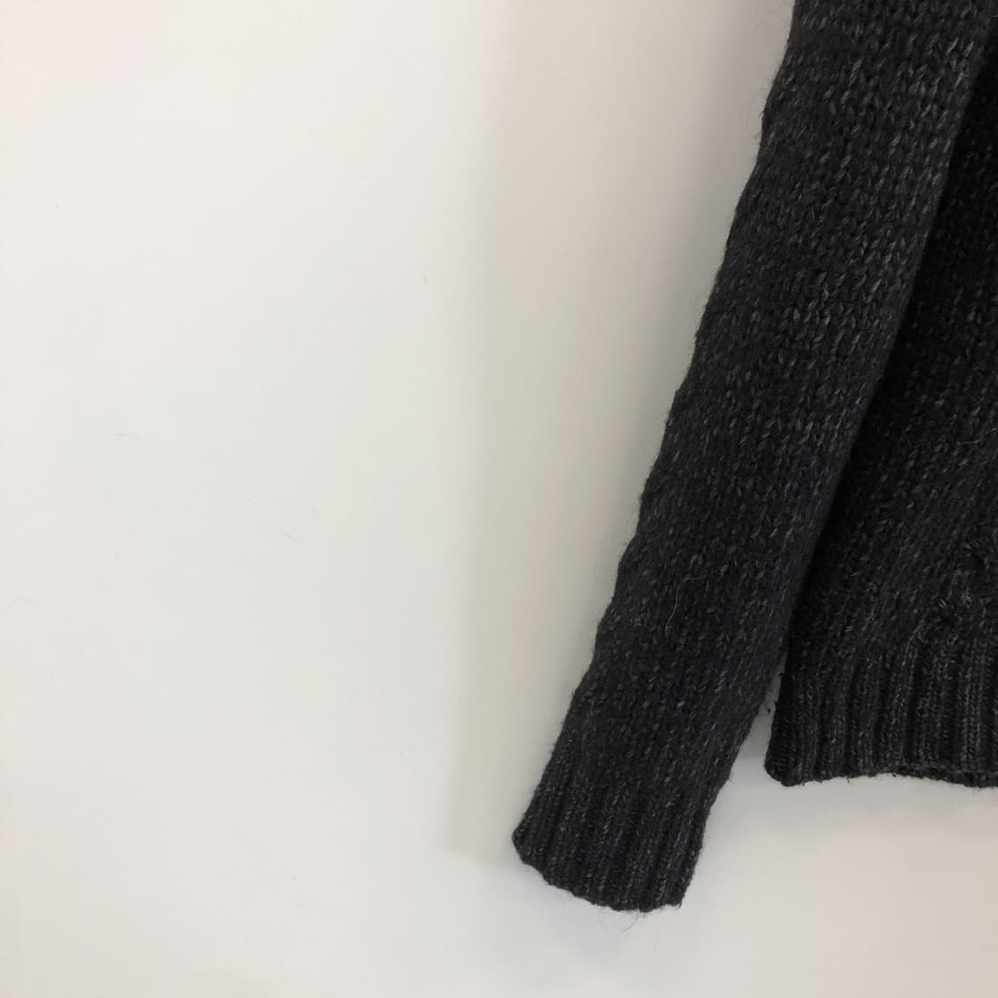 바나나리퍼블릭 알파카 이탈리안얀 케이블니트 M 상품이미지2