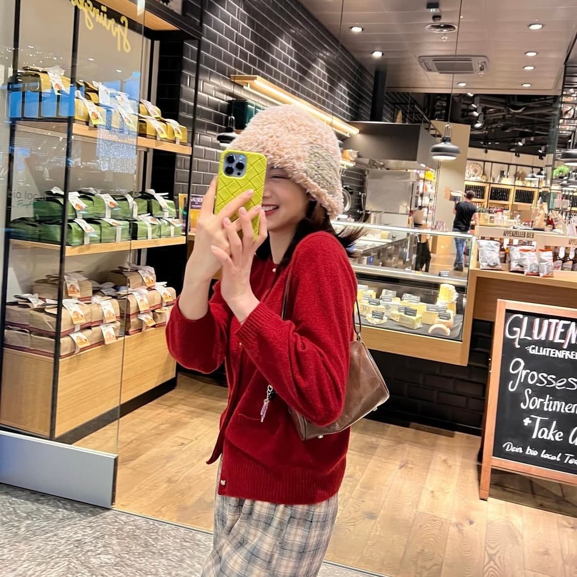 미수아바흐브 비니 PIECES FURRY HAT BEIGE 상품이미지3