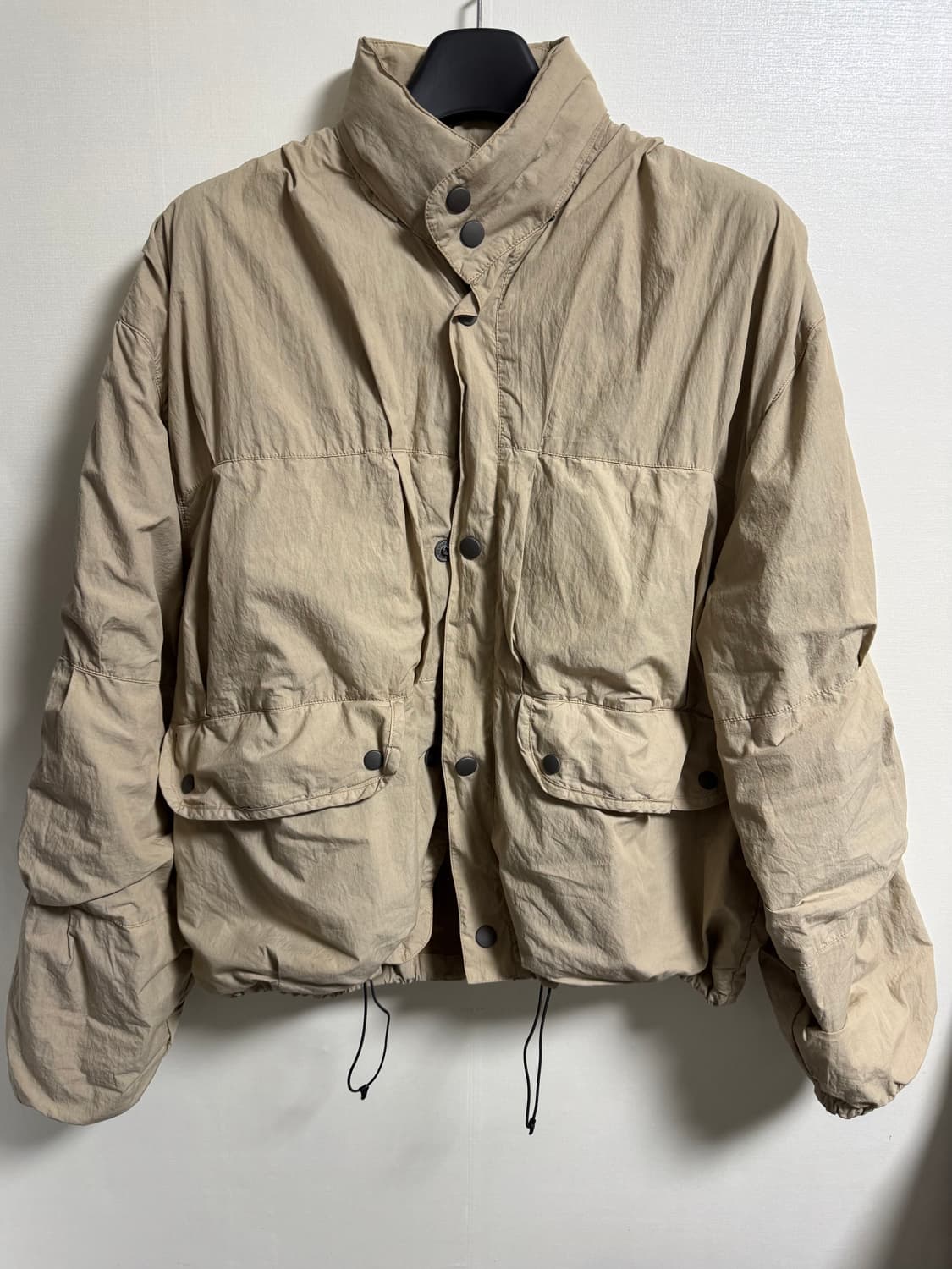 아워레가시 엑스헤일 푸파 파라슈트 포플린 메탈릭 샌드(48사이즈) 상품이미지1