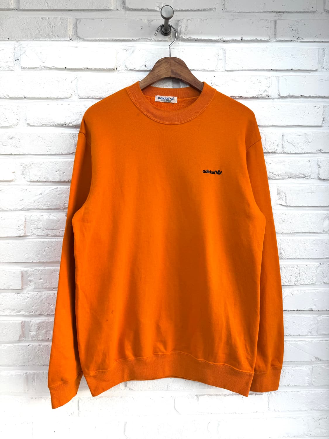 아디다스 오렌지 스웻셔츠 상품이미지3