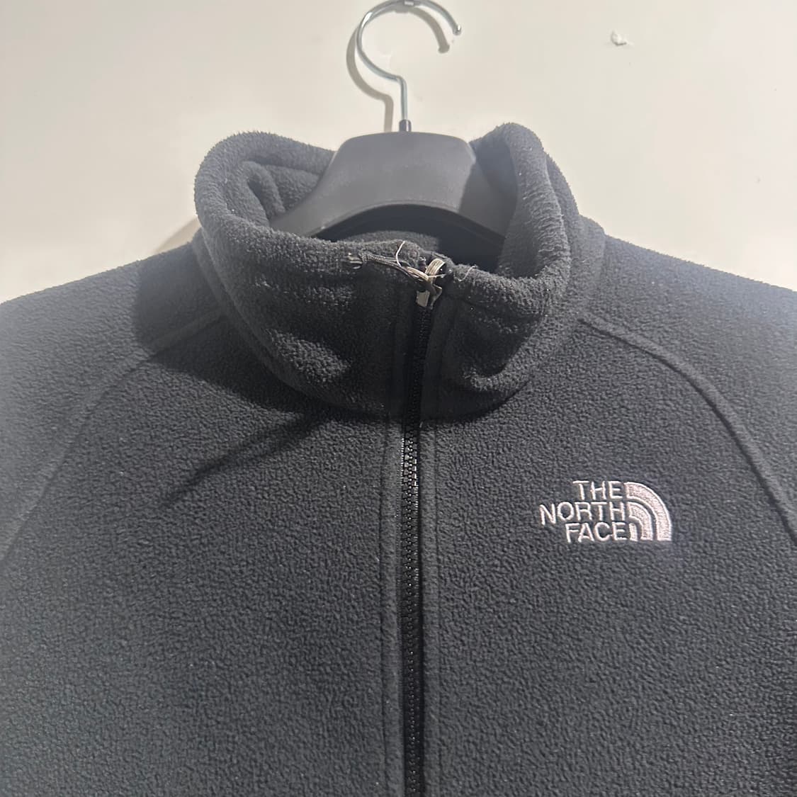 노스페이스 블랙 후리스 상품이미지2