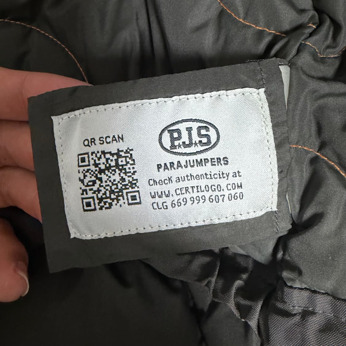 (새상품급.정품) 파라점퍼스 코디악 패딩 XL 상품이미지3