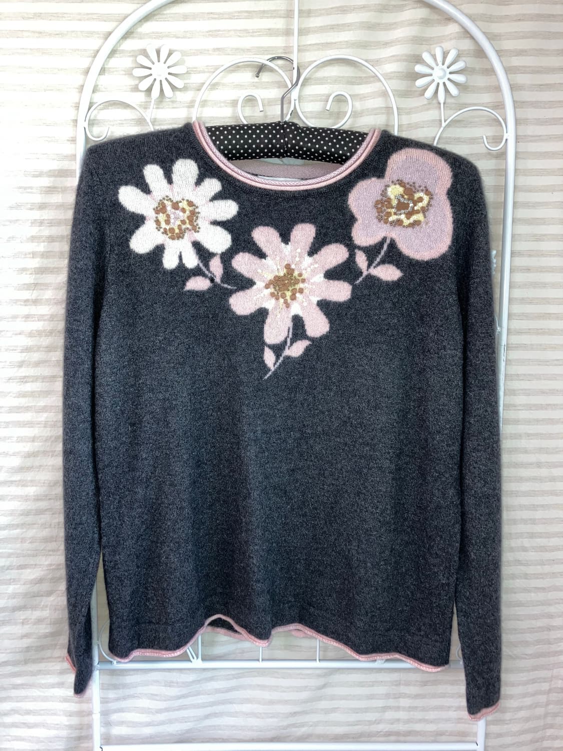 jpn vintage 차콜 플라워패턴 비즈 니트 y2k 스트릿 갸루 펑키 상품이미지1