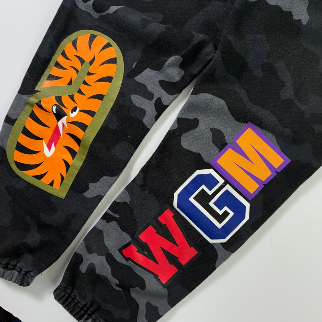 Bape  베이프 시티 카모 샤크 스웨트 팬츠  상품이미지6