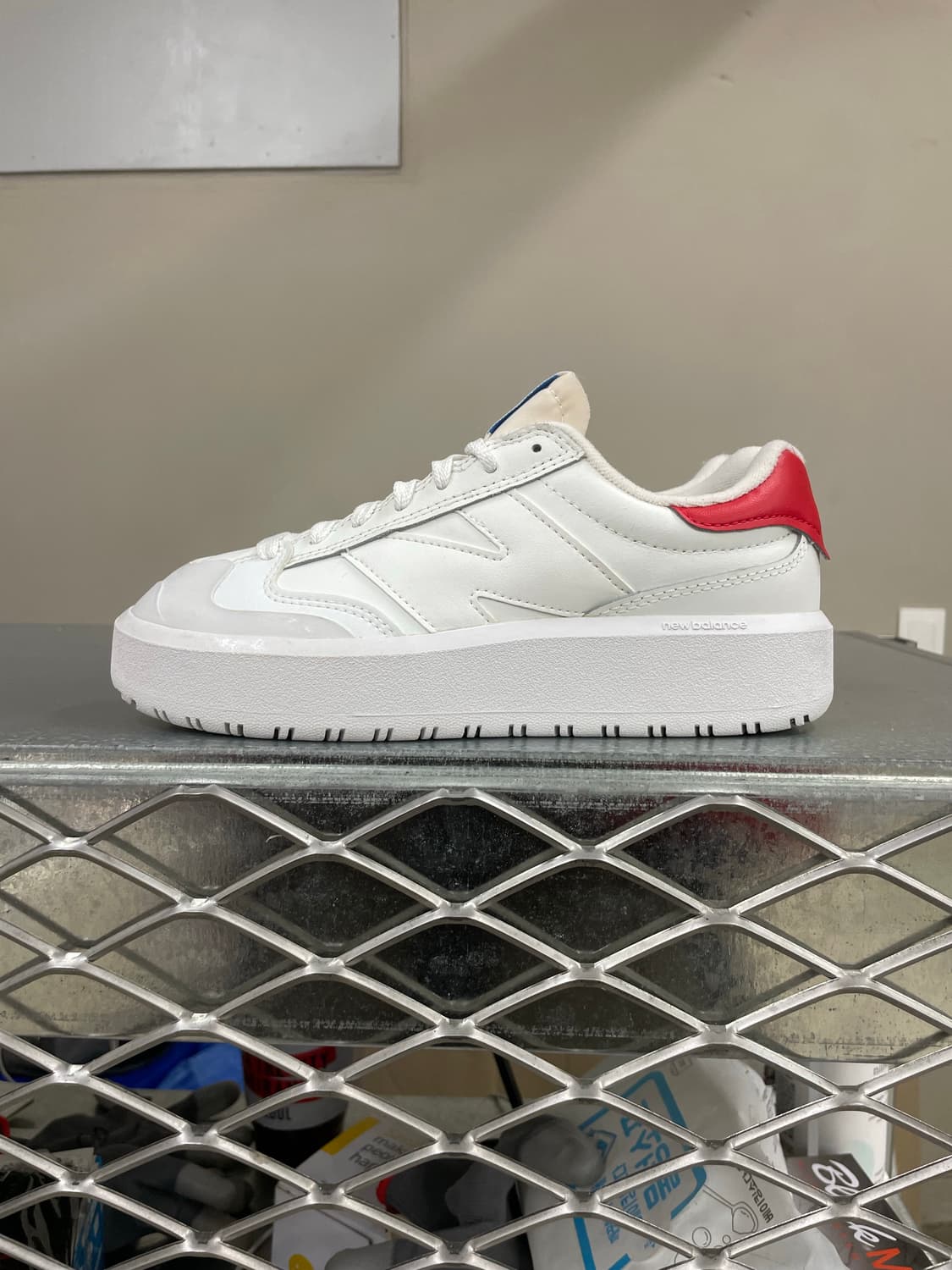뉴발란스 CT302 화이트 트루 레드 230 (gr-4132) 상품이미지1