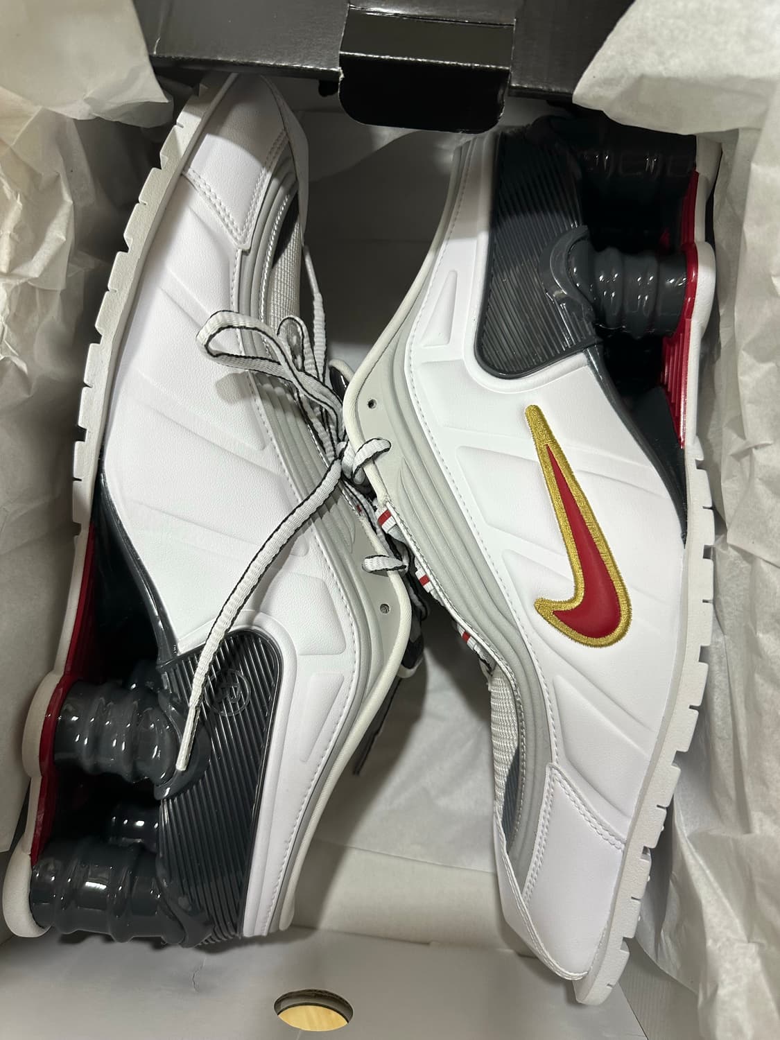 나이키 마틴로즈 샥스 MR4 화이트&바시티 레드 상품이미지1