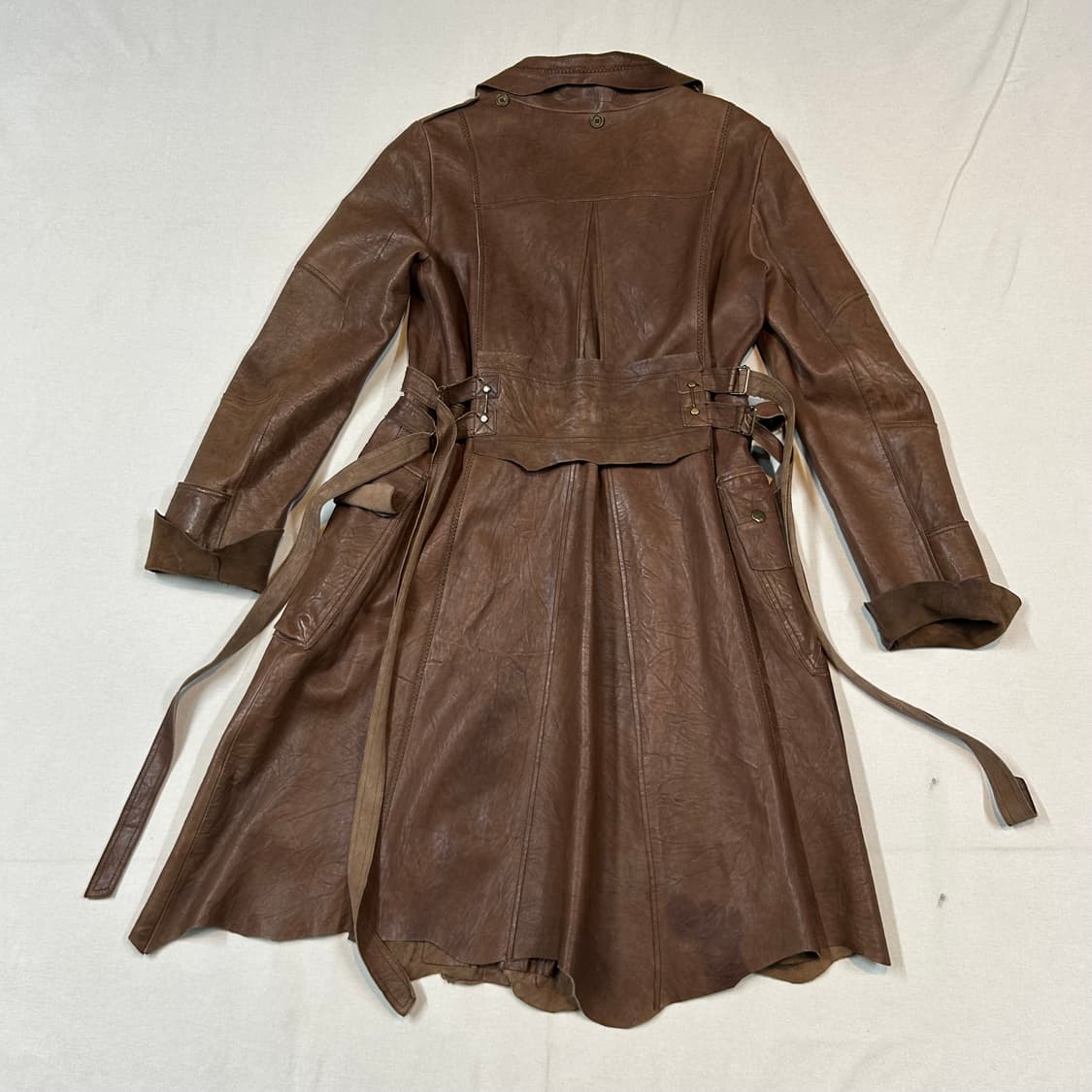 S) 탱커스 TANKUS 고트 스킨 염소가죽 벨티드 롱 코트 상품이미지5