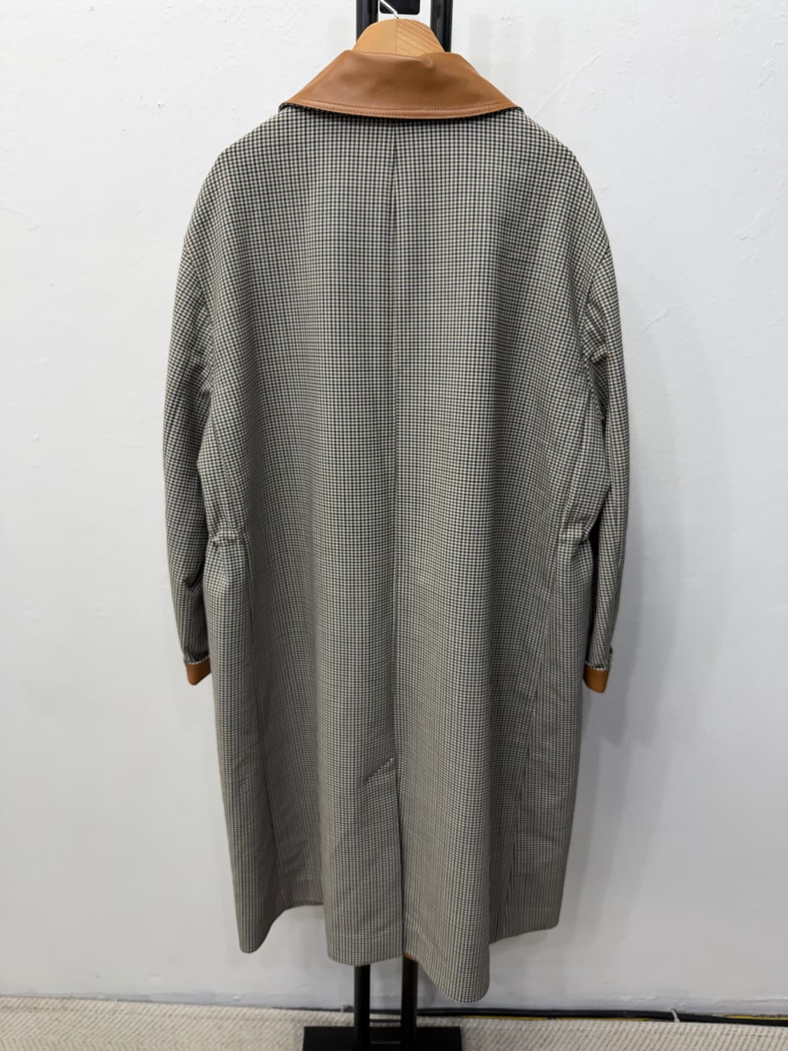 정품) 르베이지 오버핏 가죽디테일 체크 코트 97 상품이미지5