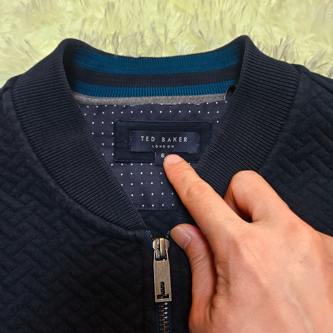 Ted Baker  in London 네이비 헤링본 텍스쳐 블루종 자켓 상품이미지6