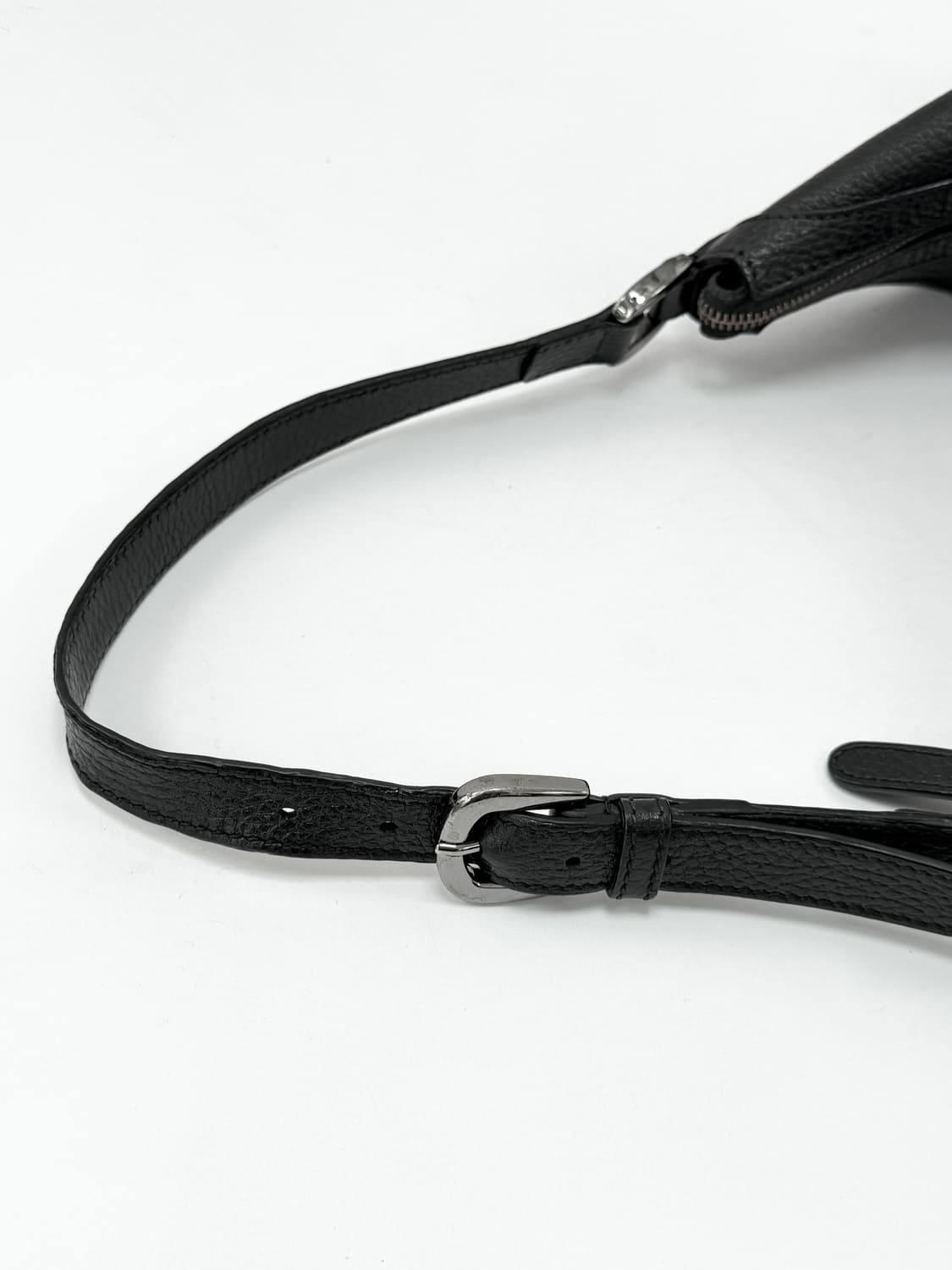 구찌 레더 참 호보백 상품이미지5