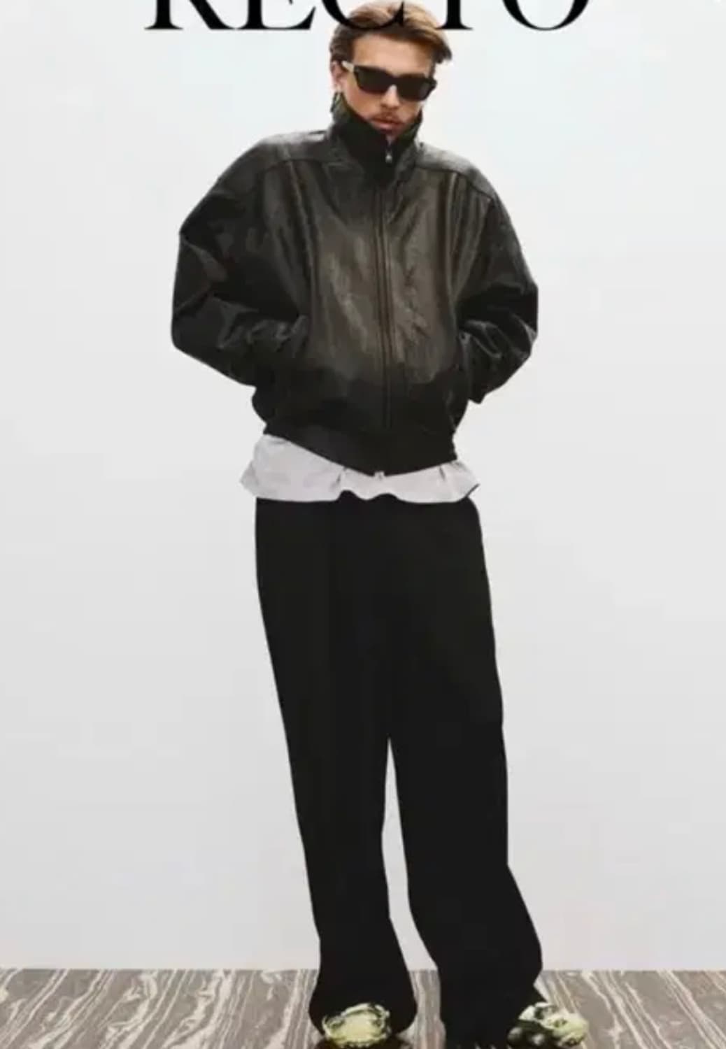 렉토 25ss 하이넥 레더 구합니다 상품이미지1