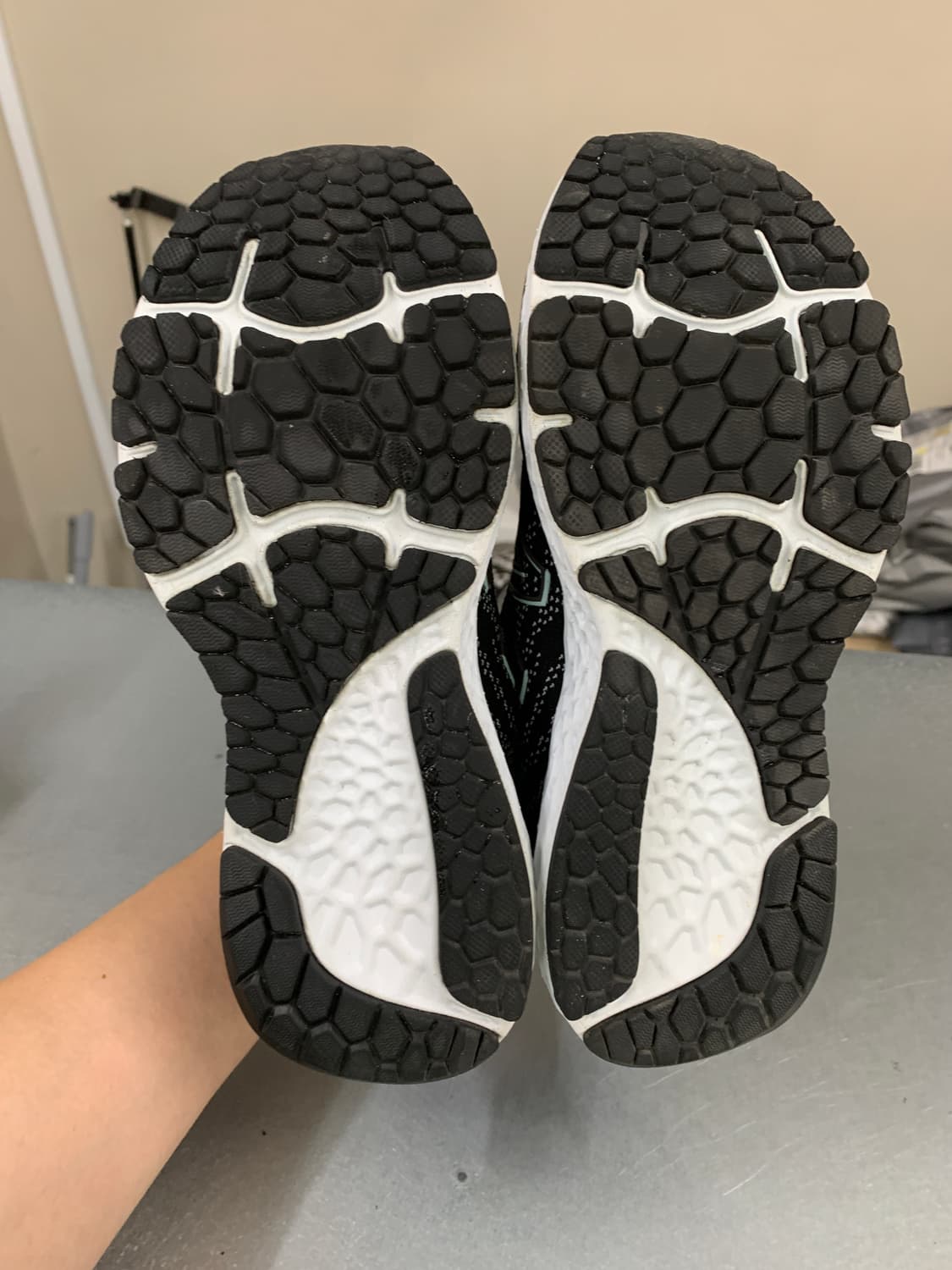 뉴발란스 프레쉬 폼 880 245 상품이미지3