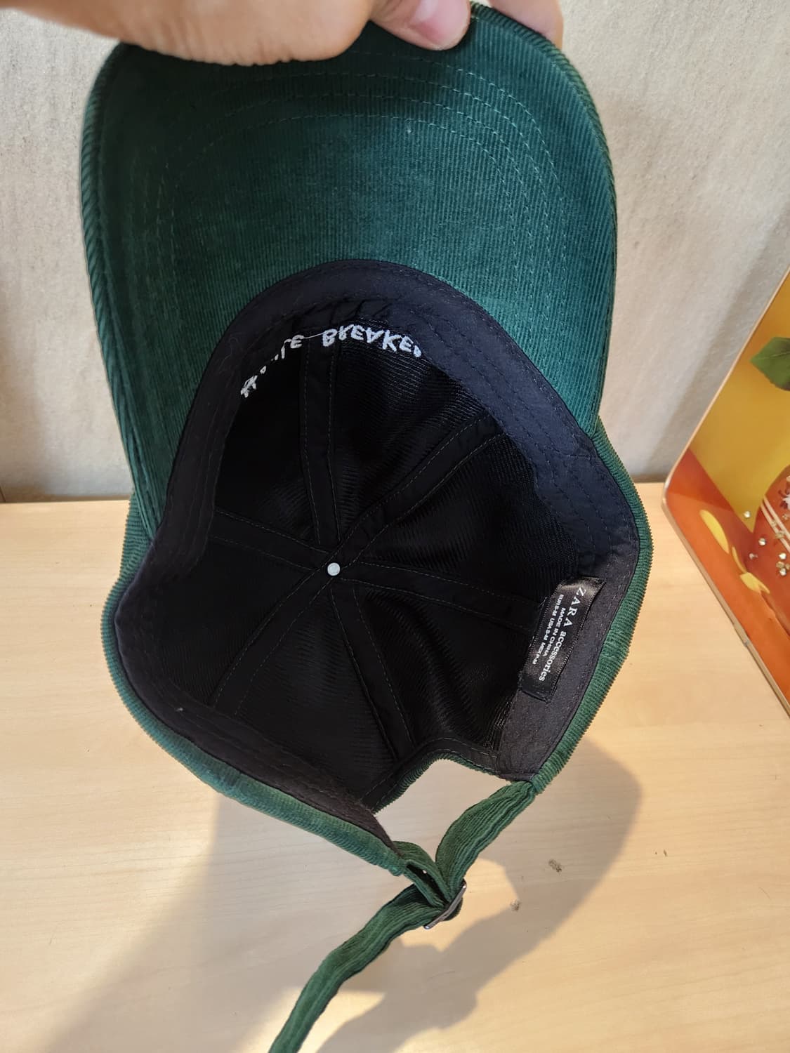 ZARA 그린 코듀로이 볼캡 🧢 #RULEBREAKER 감성

 상품이미지7