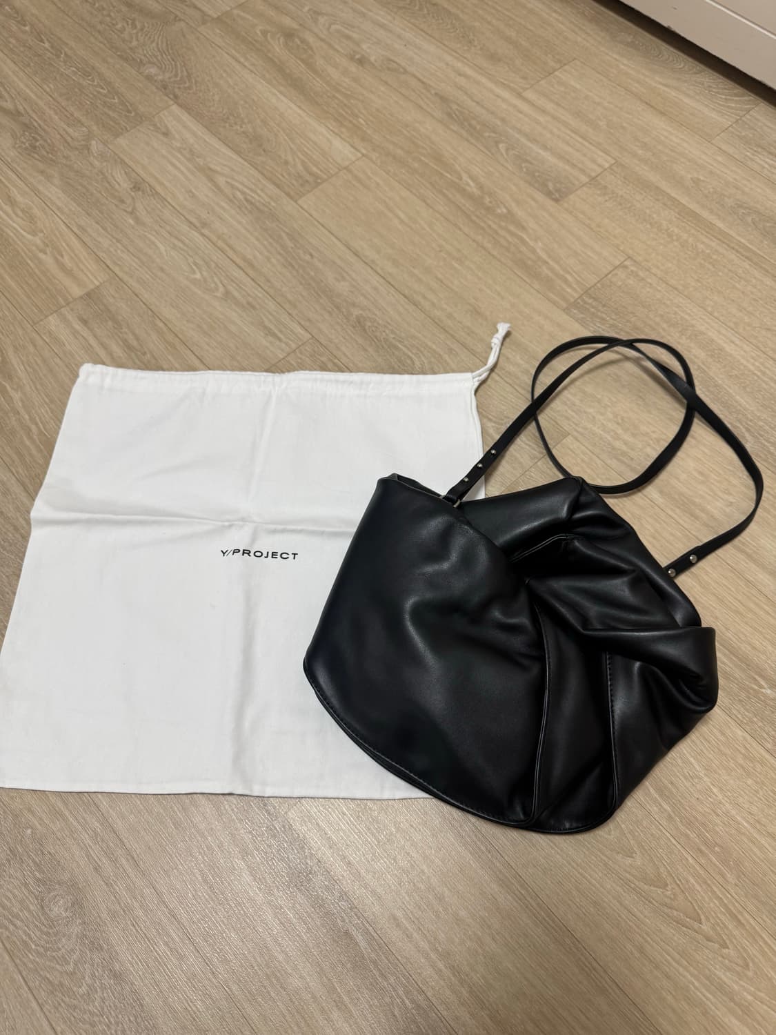 Y Project 블랙 인티니티 숄더백 상품이미지7